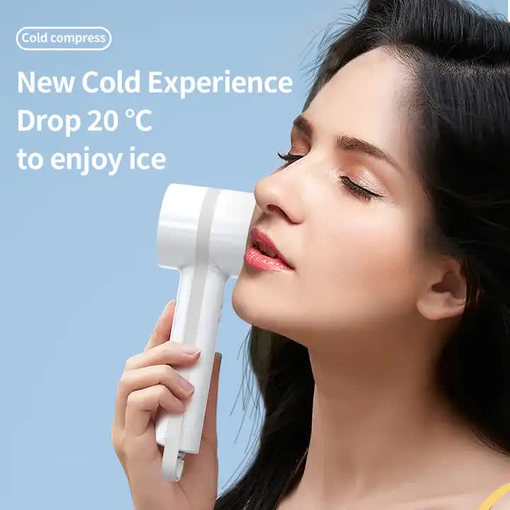 NNEDSZ White Outdoor Handheld Cooling Fan – Mini Macaron Portable Desk Fan with Carabiner, Ideal for Home, Travel, and Hiking